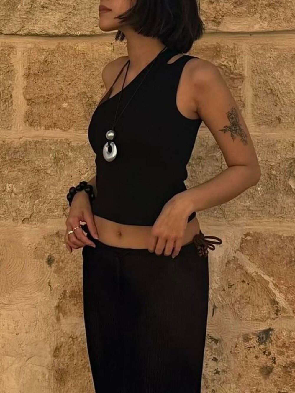 EEGEE ASYMMETRICAL RIBBED TANK TOP (BLACK) S